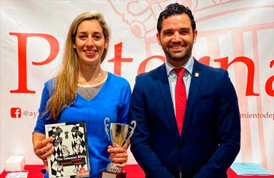 La argentina Carolina Lujan, ganadora del torneo de partidas rápidas del Women International Open Paterna 