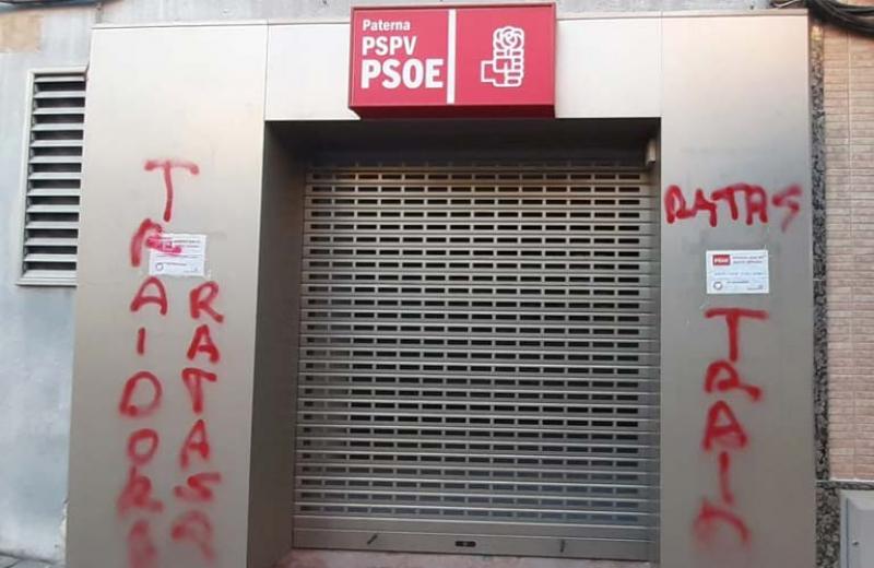 Los socialistas de Paterna condenan la “intolerancia democrática” tras las pintadas a su sede