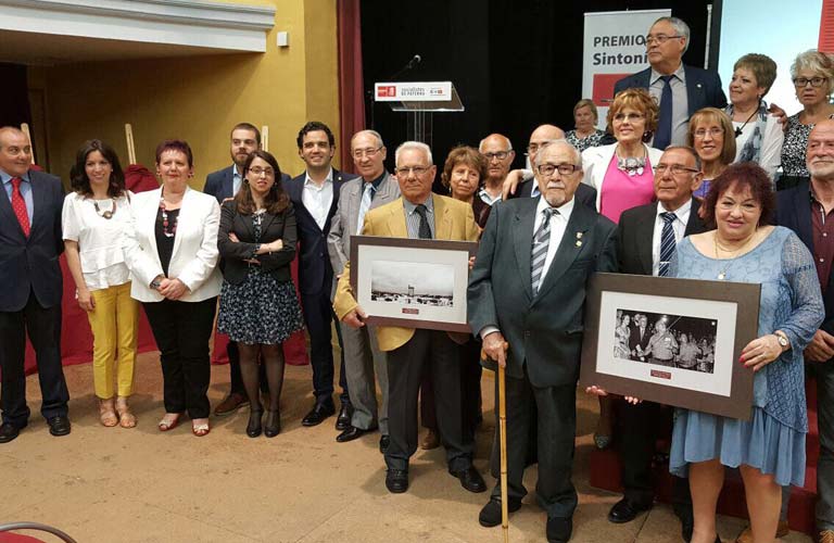 LOS SOCIALISTAS RECONOCEN LA LABOR SOCIAL DE LAS ENTIDADES DE PATERNA EN SU PREMIOS SINTONIA 2019