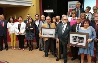 LOS SOCIALISTAS RECONOCEN LA LABOR SOCIAL DE LAS ENTIDADES DE PATERNA EN SU PREMIOS SINTONIA 2019