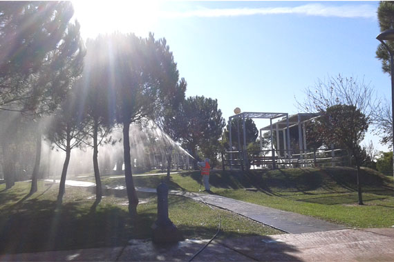 Fotos de tractaments preventius contra la processionària