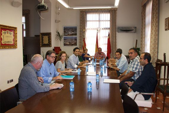 Reunión con los vecinos por el Plan Diputación Valencia