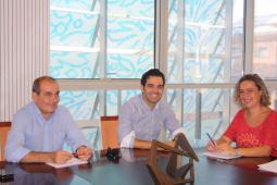 Helena Ferrando, Directora General de Inclusión Social de la Generalitat Valenciana,  el alcalde de Paterna, Juan Antonio Sagredo y Julio Fernández,  concejal del área de Protección a las Personas y Participación Ciudadana