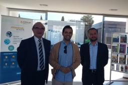 El alcalde con el director del Instituto Tecnológico del Plástico (AIMPLAS), José Antonio Costa, y con el presidente de AIMPLAS, Jaime Pujol