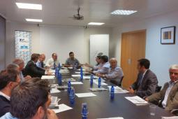El Alcalde de Paterna durante su reunión en ASIVALCO, junto al presidente de la asociación de empresarios Santiago Salvador