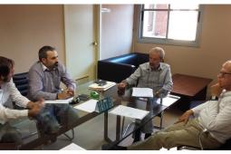 Momento de la reunión mantenida entre el concejal de Educación, José Manuel Mora, el director del CEIP Antonio Ferrandis, Eduard Gisbert y el Director General de Centros y Personal Docente, Ximo Carrión