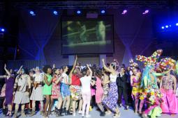 Imagen de la clausura de Pasarela de Comercios