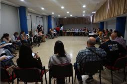 Imagen de reunión de la Comisión Mixta para la normalización de este Barrio de Acción Preferente de Paterna