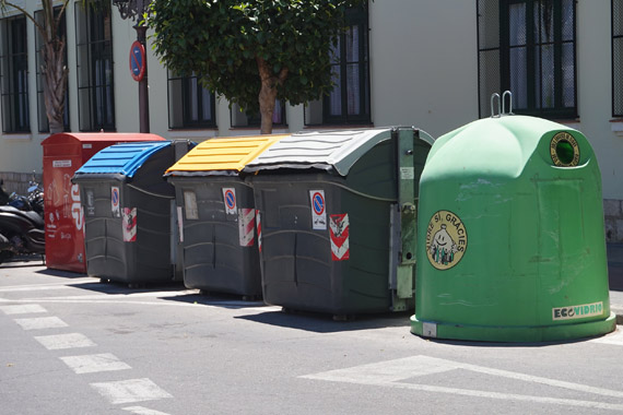 Contenedores de reciclaje