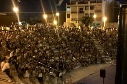 Asistentes en el cine de verano