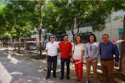 El Alcalde Juan Antonio Sagredo junto con los concejales Núria Campos y Julio Fernández y el Presidente de la Asociación de Vecinos de Lloma Llarga, Jaime Morales