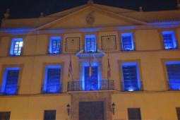 El Ayuntamiento iluminado de azul con motivo del Día Mundial de la Diabetes