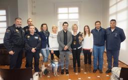 Paterna dona a la investigación una perrita para adiestrarla en la detección del cáncer de próstata