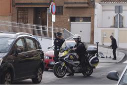 La Policia Local de Paterna posa fi a l'onada de robatoris en vehicles en Campament amb la detenció d'una parella de presunts delinqüents 