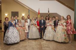 El Gran Teatro presenta a la nueva Reina de las Fiestas de Paterna, Raquel Cantarero y su Corte de Honor 2017