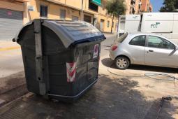 El Ayuntamiento de Paterna limpia 930 contenedores en el mes de julio   