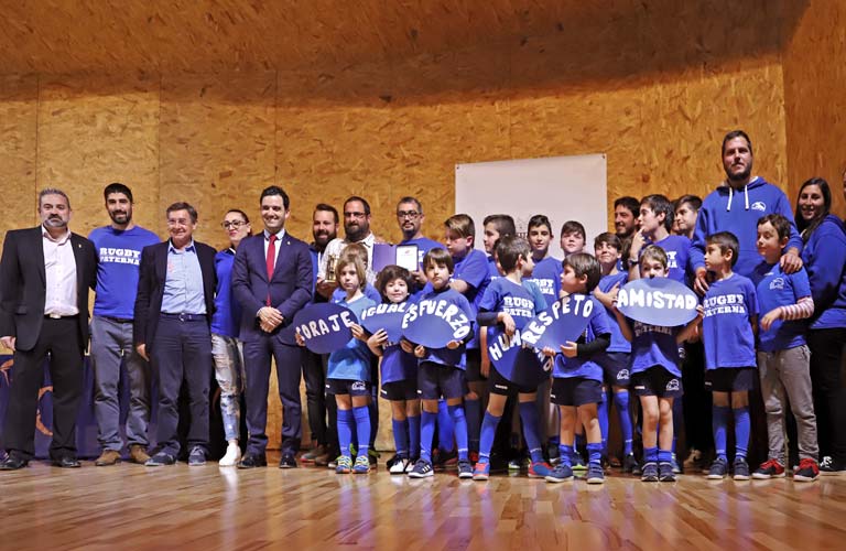 Paterna homenatja a mig centenar d'esportistes locals en la gala de l'Esport