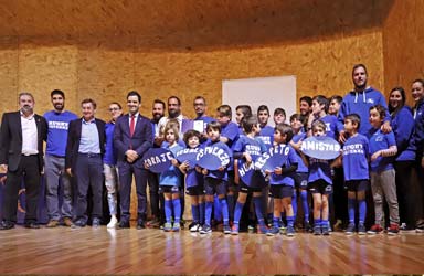 Paterna homenajea a medio centenar de deportistas locales en la Gala del Deporte  
