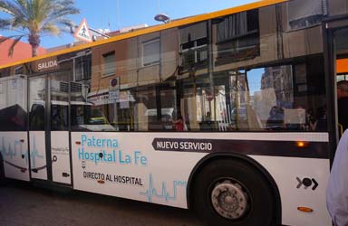 El autobús de Paterna a la Fe aumenta el número de viajeros hasta superar los 1.300 de media  al mes 