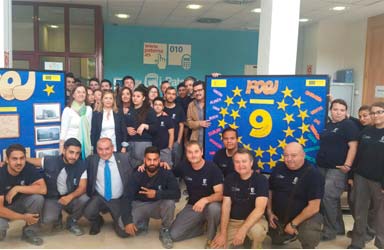 Paterna celebra el Dia d'Europa amb panells divulgatius fets per alumnes del Pla d'Ocupació Juvenil