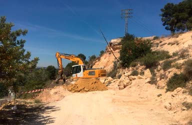 El Ayuntamiento acondiciona el camino de Despeñaperros de La Vallesa