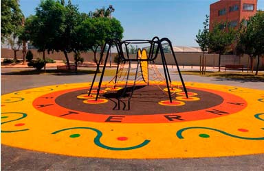 Paterna finaliza la renovación de las zonas infantiles en el entorno de La Alfarería del parque de Alborgí 