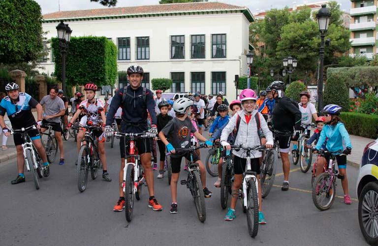 Paterna regularà l'ús dels patinets en la via pública