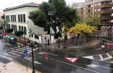 Paterna preparada per al temporal de pluges    