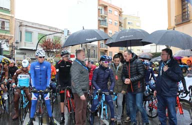 Paterna se prepara para acoger este domingo la última etapa de la Volta ciclista a la CV