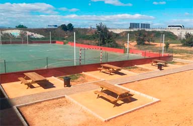 El Ayuntamiento finaliza las obras de la zona deportiva en el parque de la calle Benimar en Santa Rita 