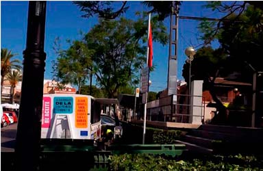 L'Ecoparc mòbil visita La Canyada per a conscienciar sobre el reciclatge