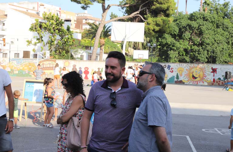 Cientos de niños y niñas disfrutaron de la fiesta de clausura de la Escola d’Estiu de Paterna