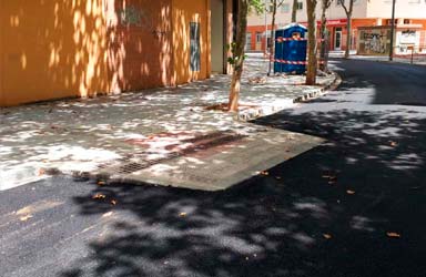 L'Ajuntament reubica un pas de vianants del carrer Alfàbega de Lloma Llarga per a millorar la seguretat per als vianants