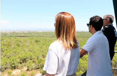 L'Alcalde de Paterna visita la Torre de Vigilància de la Vallesa per a supervisar les tasques de prevenció forestal