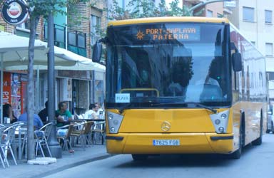 10.000 viajeros utilizan el bus de Paterna a la playa este verano 