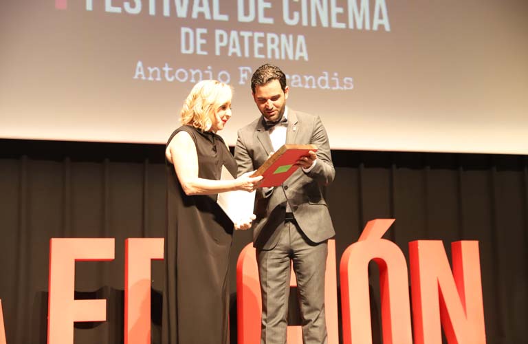 Carmen Machi recibe el premio honorífico de la IV edición del Festival de Cine de Paterna