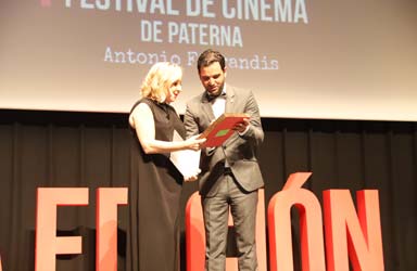 Carmen Machi recibe el premio honorífico de la IV edición del Festival de Cine de Paterna