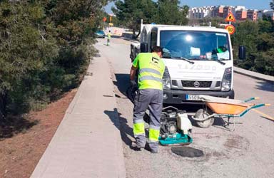 El Ayuntamiento adecua las calzadas de medio centenar de calles en el último mes