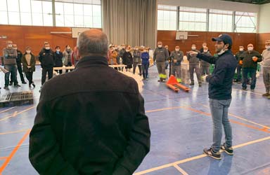 Paterna ha repartido hoy entre las familias más necesitadas 25 toneladas de productos básicos en 2.000 lotes 