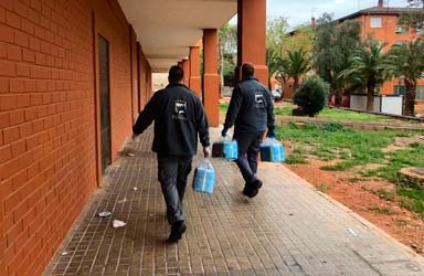  Paterna reparte 443 lotes de alimentación e higiene infantil para los menores más necesitados  