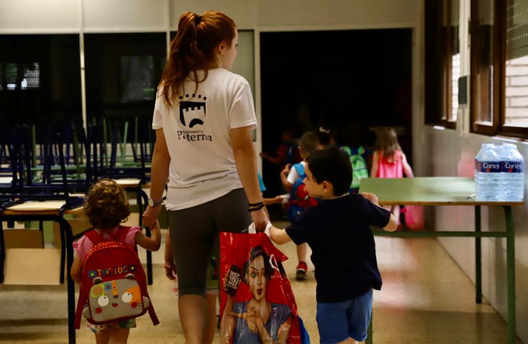 El Ayuntamiento de Paterna prepara la Escuela de Verano para facilitar a las familias la conciliación laboral en época de COVID-19