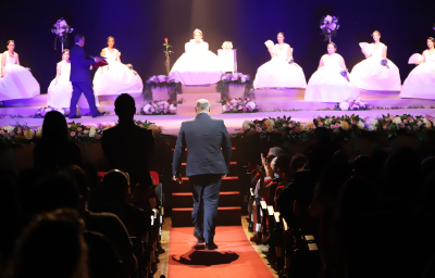 Paterna concede los premios del tradicional certamen literario Jocs Florals 