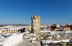 Paterna interviene en los elementos comunes del entorno de la Torre y las cuevas