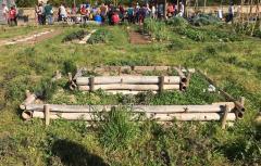 El Ayuntamiento renueva el convenio de Huerto Multiverso con Jóvenes de La Coma para fomentar la agricultura ecológica