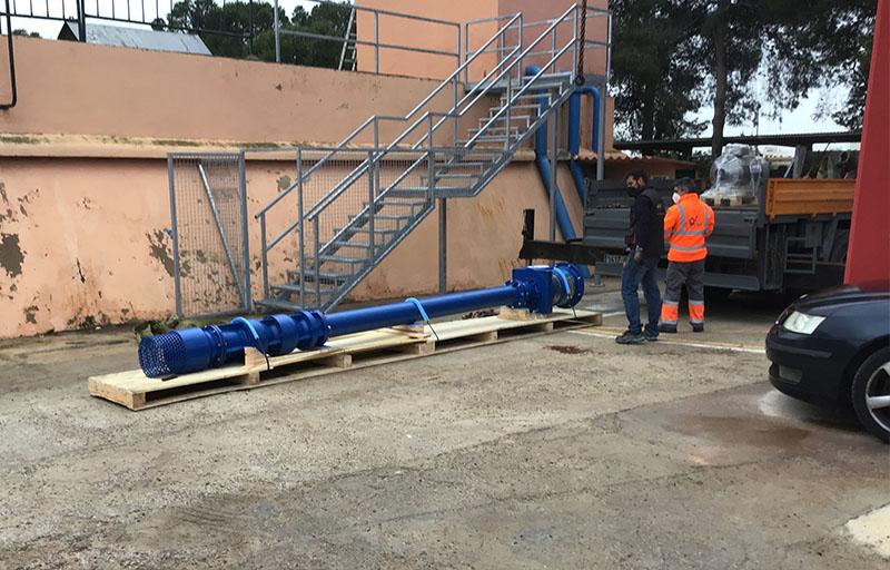 Paterna instala una nueva bomba en el depósito de Táctica para mejorar el abastecimiento de agua en esa área y la zona alta del casco urbano
