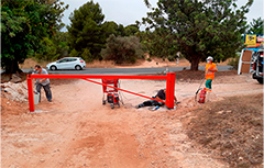 Paterna conclou el tancament de camins per a evitar abocaments en el sector Pla del Pou – antiga carretera d'Ademùs