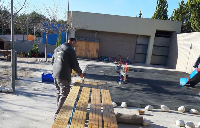El Ayuntamiento de Paterna mejora las instalaciones de sus  centros educativos con más de una veintena de actuaciones 