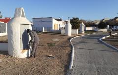 Paterna actúa en los elementos comunes del entorno de la Torre y las cuevas para seguir poniendo en valor esta zona protegida 