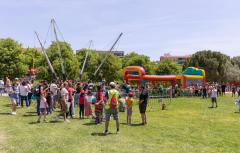 Miles de familias celebran el Día de las Familias en el Parc Central de Paterna