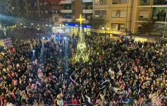 Llega la Navidad a todos los barrios de Paterna con el tradicional encendido de luces y la visita de Papá Noel